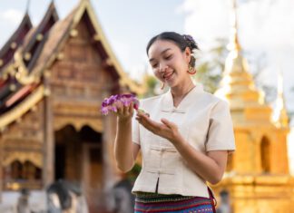 Insights for Women Traveling Thailand: Essential Tips women thailand