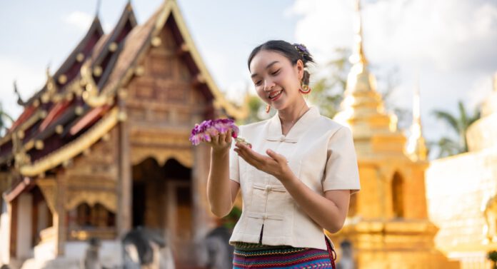 women thailand